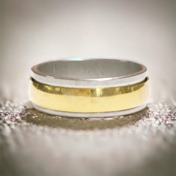 Stainless Steel Two Tones Band Ring Men’s/Women’s - Picture 2 of 5